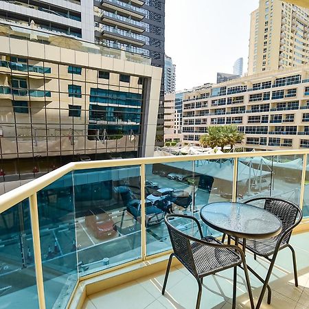 Luxury Escapes - Budget Studio With Balcony, Yacht Bay Marina Дубай Екстер'єр фото