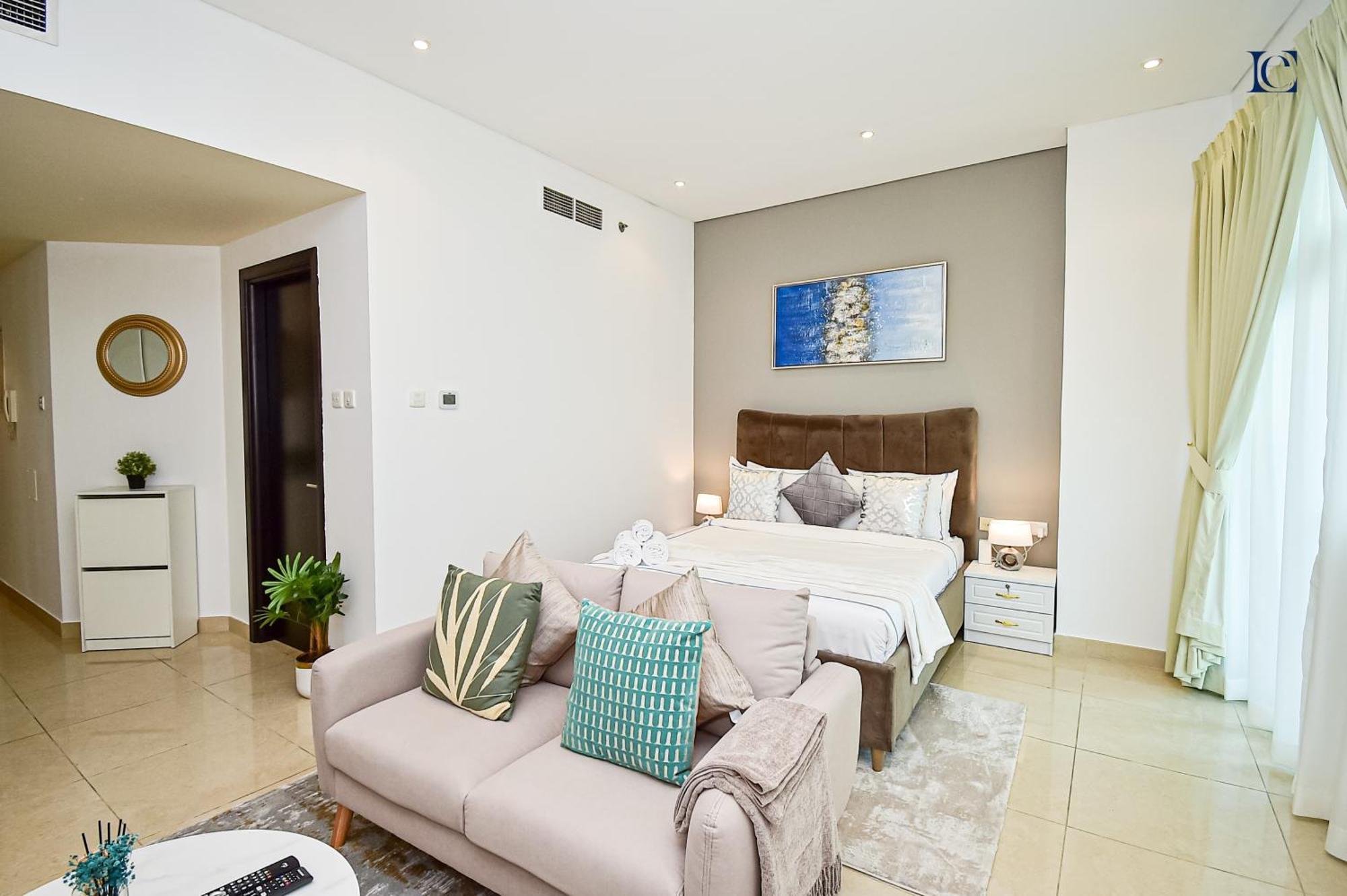 Luxury Escapes - Budget Studio With Balcony, Yacht Bay Marina Дубай Екстер'єр фото
