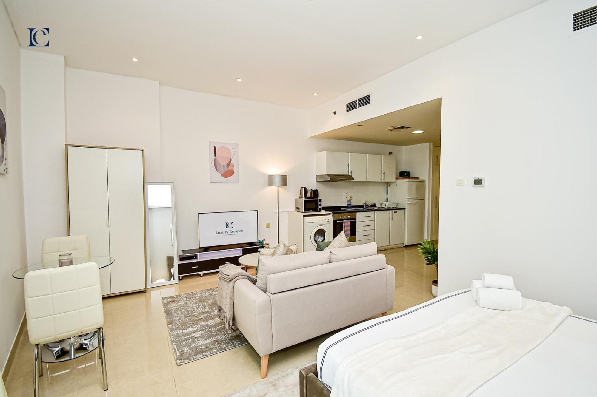 Luxury Escapes - Budget Studio With Balcony, Yacht Bay Marina Дубай Екстер'єр фото