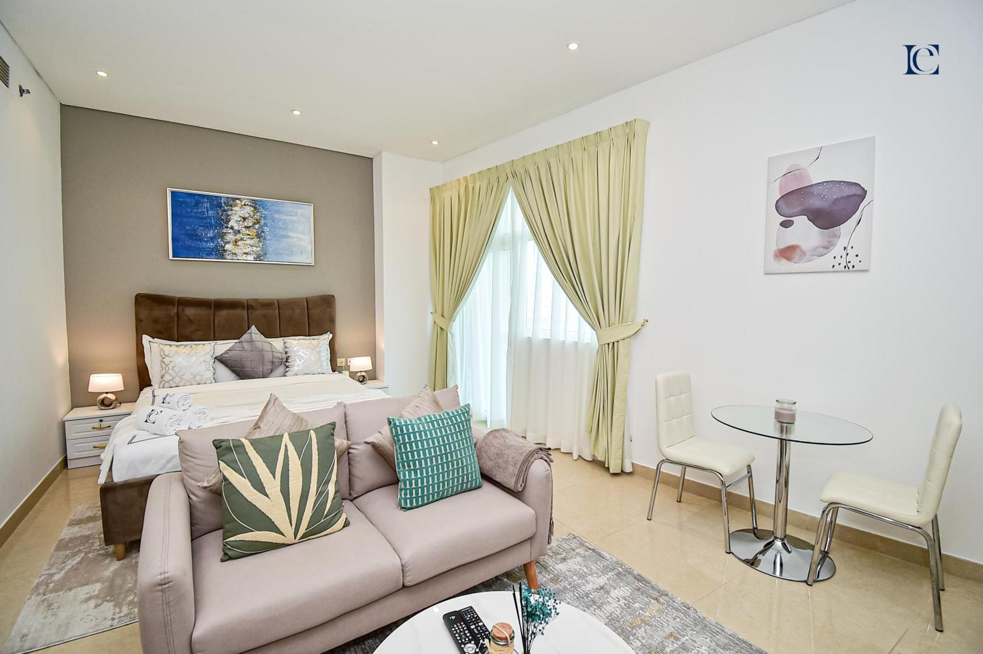Luxury Escapes - Budget Studio With Balcony, Yacht Bay Marina Дубай Екстер'єр фото