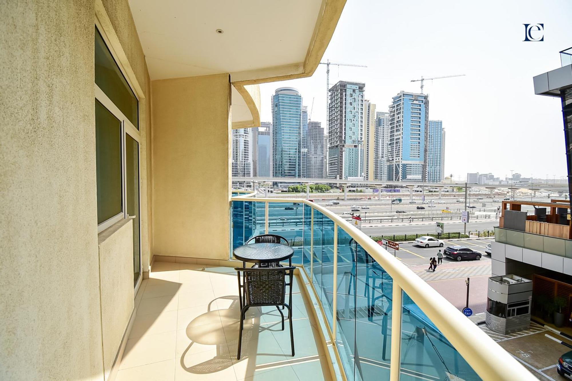 Luxury Escapes - Budget Studio With Balcony, Yacht Bay Marina Дубай Екстер'єр фото