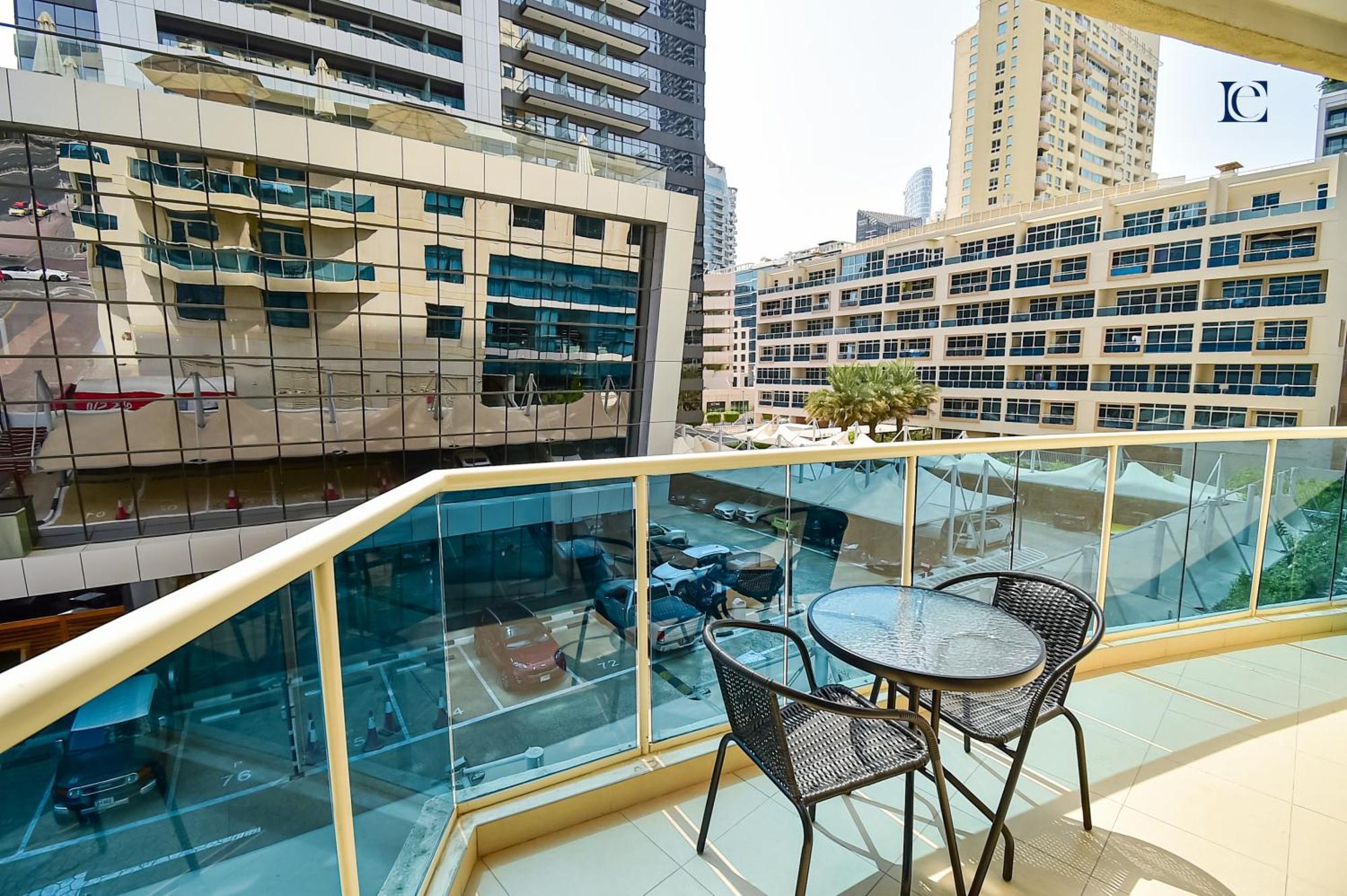 Luxury Escapes - Budget Studio With Balcony, Yacht Bay Marina Дубай Екстер'єр фото